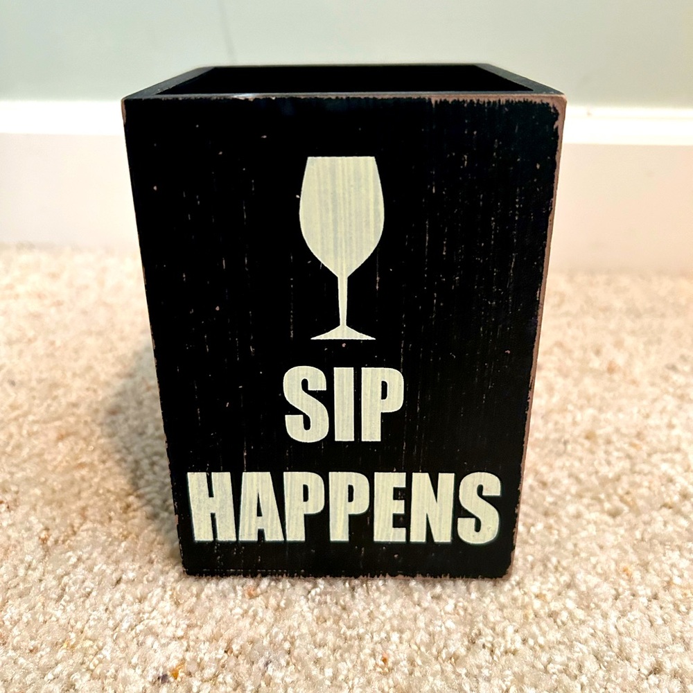 New “Sip Happens” Wine Holder